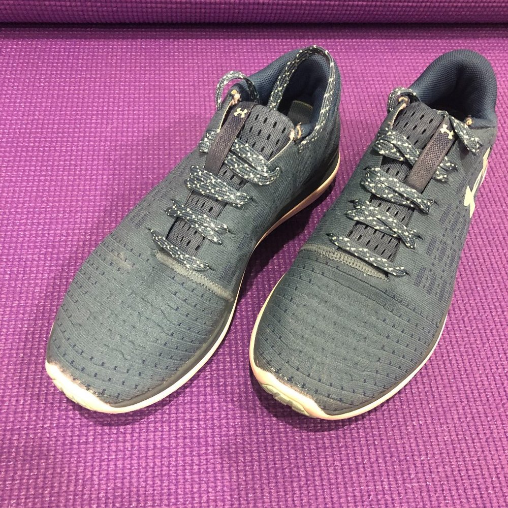 Under Armour Woman's Athletic Shoe